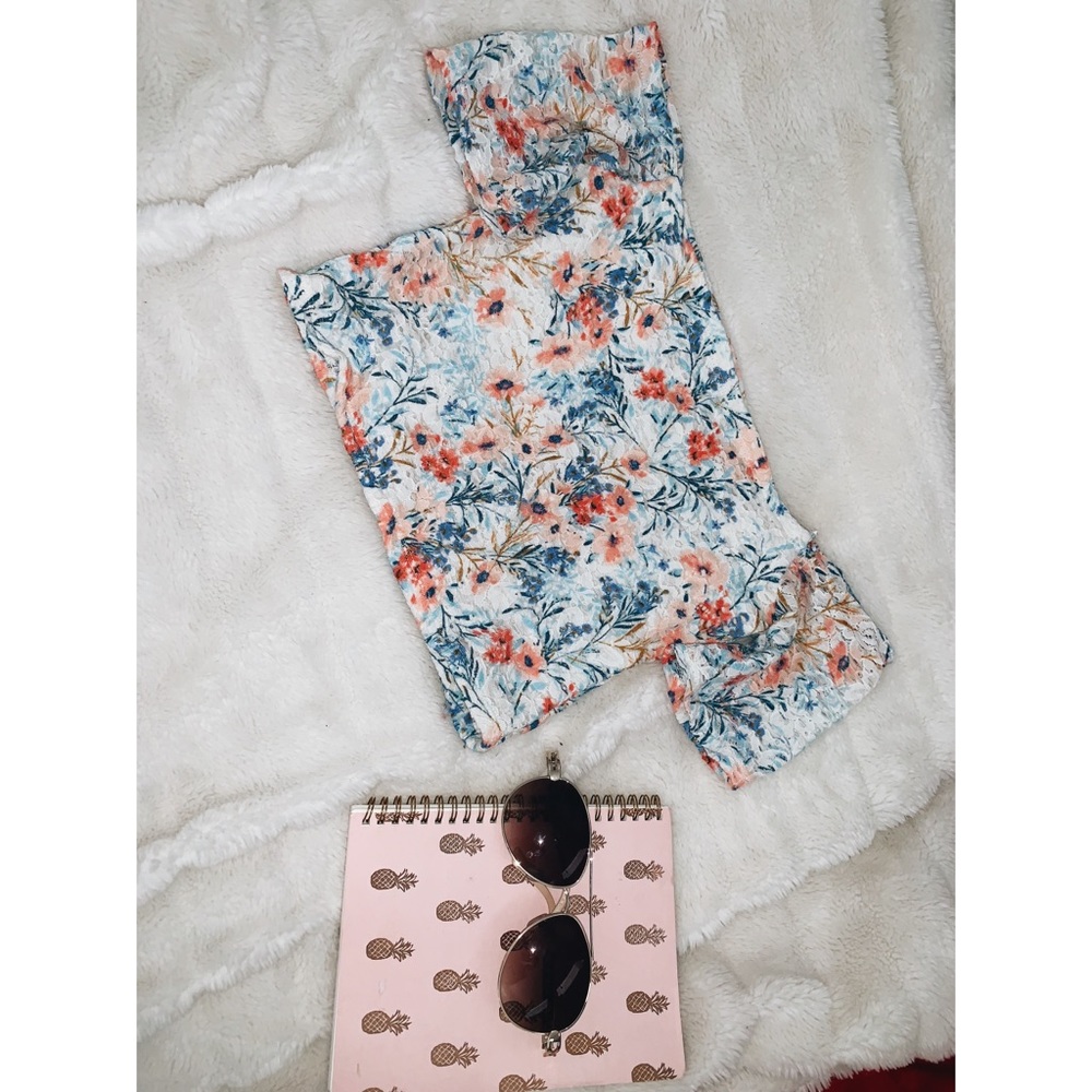 Hollister off the shoulder floral crop